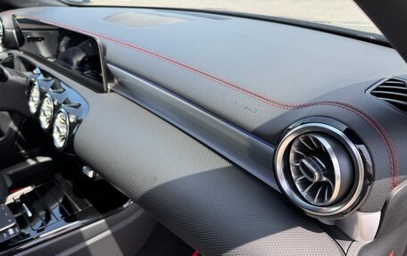 Mercedes-Benz CLA, 2020 год, 3 599 000 рублей, 27 фотография