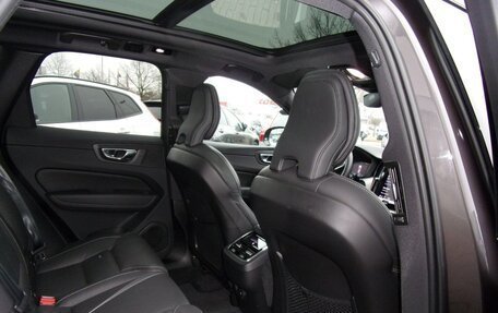Volvo XC60 II, 2022 год, 3 650 000 рублей, 11 фотография