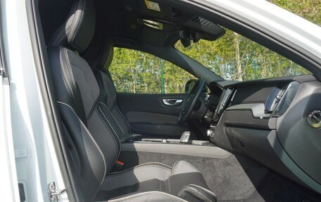 Volvo XC60 II, 2022 год, 3 490 000 рублей, 10 фотография