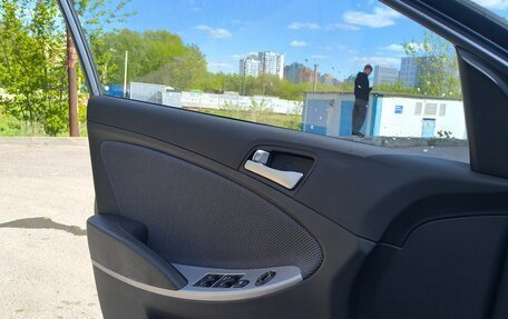 Hyundai Solaris II рестайлинг, 2014 год, 1 200 000 рублей, 14 фотография