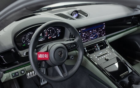 Porsche Panamera, 2024 год, 30 990 000 рублей, 9 фотография