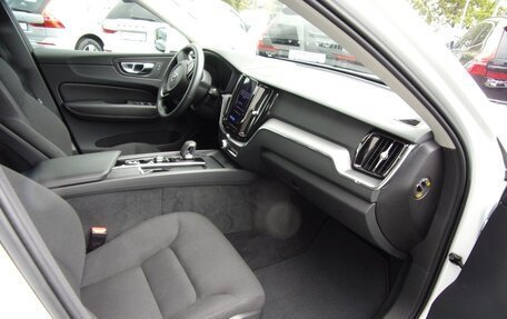 Volvo XC60 II, 2022 год, 3 600 000 рублей, 10 фотография
