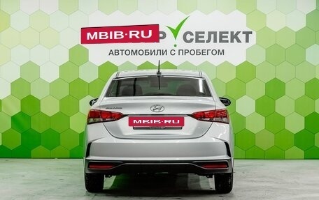 Hyundai Solaris II рестайлинг, 2021 год, 1 750 000 рублей, 4 фотография