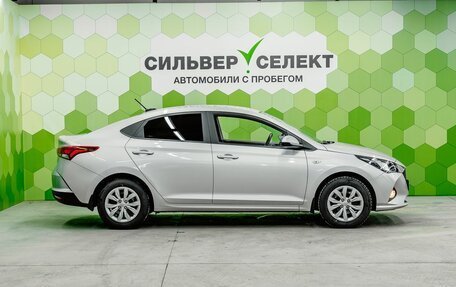 Hyundai Solaris II рестайлинг, 2021 год, 1 750 000 рублей, 8 фотография