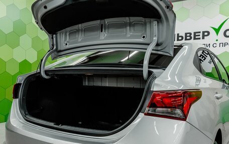 Hyundai Solaris II рестайлинг, 2021 год, 1 750 000 рублей, 24 фотография