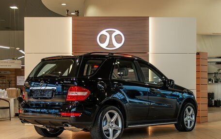 Mercedes-Benz M-Класс, 2010 год, 1 545 000 рублей, 6 фотография