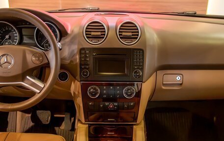 Mercedes-Benz M-Класс, 2010 год, 1 545 000 рублей, 14 фотография
