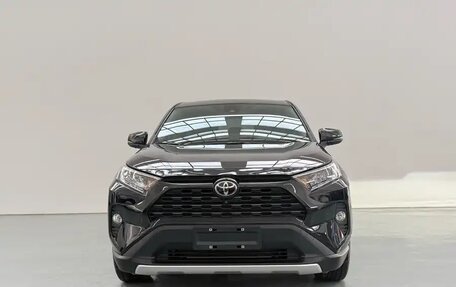 Toyota RAV4, 2022 год, 2 780 000 рублей, 1 фотография