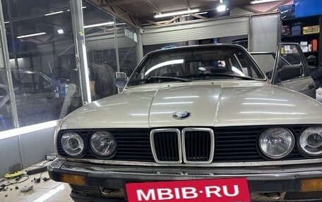 BMW 3 серия, 1984 год, 545 000 рублей, 16 фотография