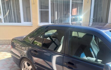 Mercedes-Benz C-Класс, 1997 год, 450 000 рублей, 5 фотография