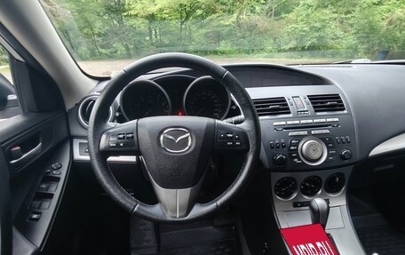 Mazda 3, 2011 год, 970 000 рублей, 34 фотография