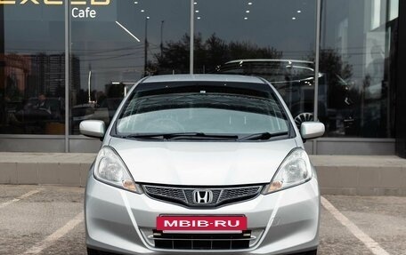 Honda Fit III, 2011 год, 990 000 рублей, 2 фотография