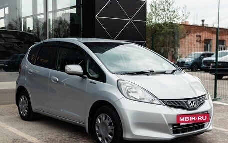 Honda Fit III, 2011 год, 990 000 рублей, 3 фотография
