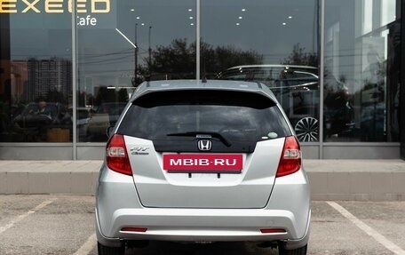 Honda Fit III, 2011 год, 990 000 рублей, 6 фотография