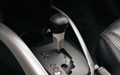 Mitsubishi Outlander III рестайлинг 3, 2007 год, 1 300 000 рублей, 15 фотография