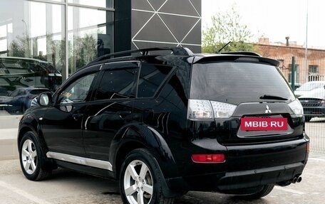 Mitsubishi Outlander III рестайлинг 3, 2007 год, 1 300 000 рублей, 7 фотография
