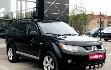 Mitsubishi Outlander III рестайлинг 3, 2007 год, 1 300 000 рублей, 3 фотография