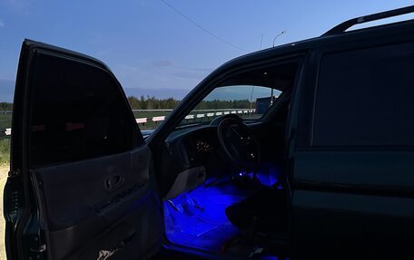 Mitsubishi Pajero Sport II рестайлинг, 2001 год, 1 050 000 рублей, 7 фотография