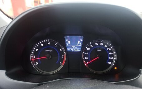 Hyundai Solaris II рестайлинг, 2013 год, 630 000 рублей, 5 фотография
