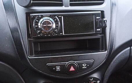 Hyundai Solaris II рестайлинг, 2013 год, 630 000 рублей, 8 фотография