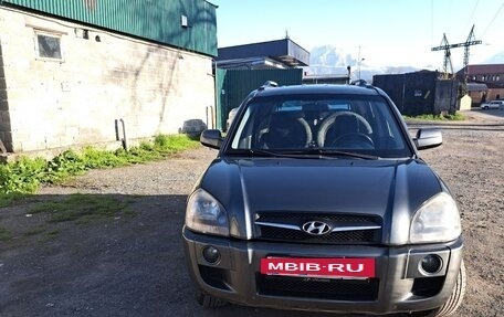 Hyundai Tucson III, 2008 год, 720 000 рублей, 2 фотография