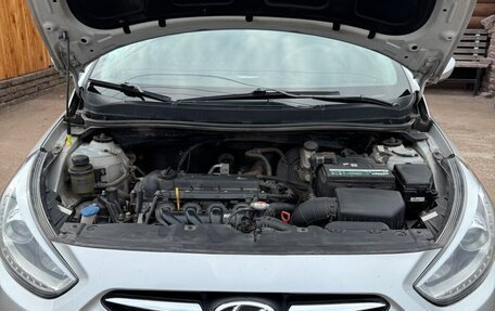 Hyundai Solaris II рестайлинг, 2013 год, 860 000 рублей, 8 фотография