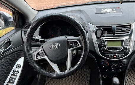 Hyundai Solaris II рестайлинг, 2013 год, 860 000 рублей, 11 фотография