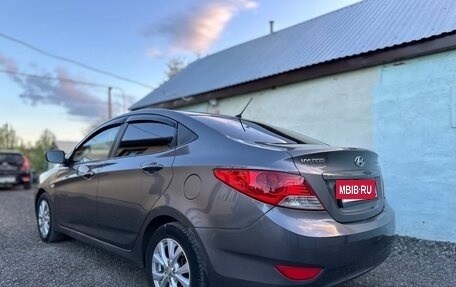Hyundai Solaris II рестайлинг, 2011 год, 689 000 рублей, 10 фотография