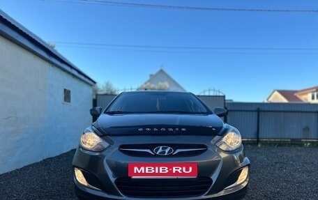 Hyundai Solaris II рестайлинг, 2011 год, 689 000 рублей, 25 фотография