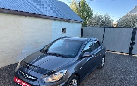 Hyundai Solaris II рестайлинг, 2011 год, 689 000 рублей, 23 фотография