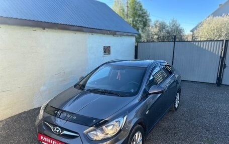 Hyundai Solaris II рестайлинг, 2011 год, 689 000 рублей, 30 фотография