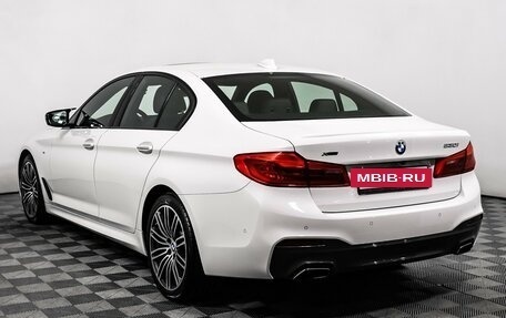 BMW 5 серия, 2018 год, 3 949 000 рублей, 2 фотография