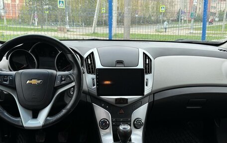 Chevrolet Cruze II, 2013 год, 930 000 рублей, 9 фотография