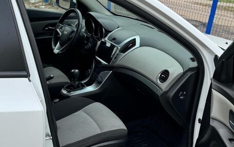 Chevrolet Cruze II, 2013 год, 930 000 рублей, 5 фотография