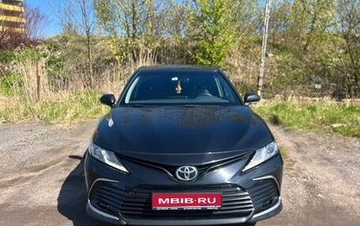 Toyota Camry, 2021 год, 3 600 000 рублей, 1 фотография