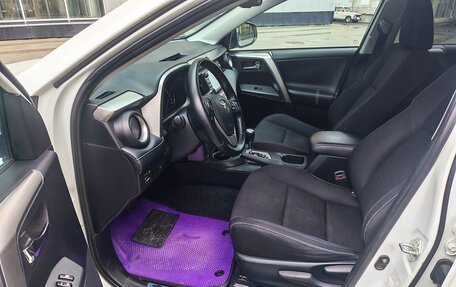 Toyota RAV4, 2018 год, 2 680 000 рублей, 8 фотография