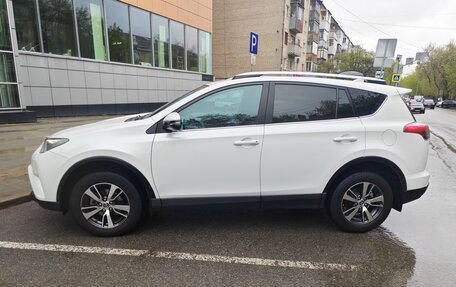 Toyota RAV4, 2018 год, 2 680 000 рублей, 7 фотография