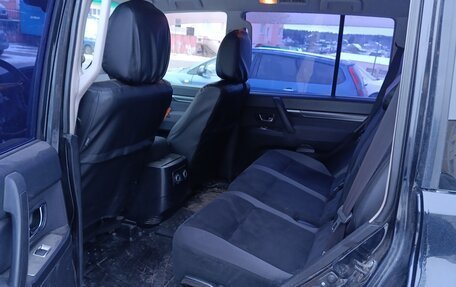 Mitsubishi Pajero IV, 2007 год, 1 400 000 рублей, 2 фотография