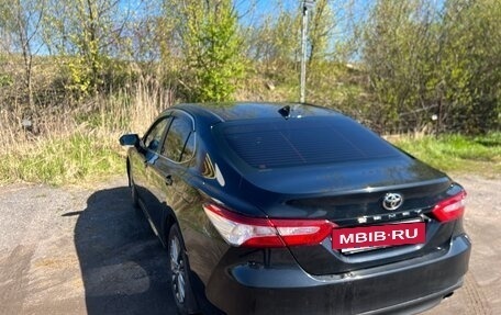 Toyota Camry, 2021 год, 3 600 000 рублей, 6 фотография