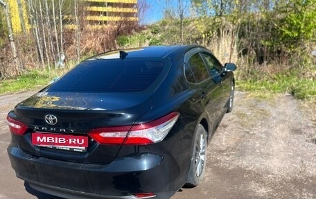 Toyota Camry, 2021 год, 3 600 000 рублей, 5 фотография