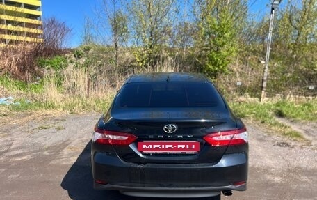Toyota Camry, 2021 год, 3 600 000 рублей, 4 фотография