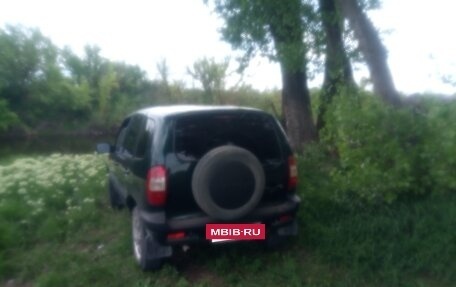 Chevrolet Niva I рестайлинг, 2005 год, 600 000 рублей, 4 фотография