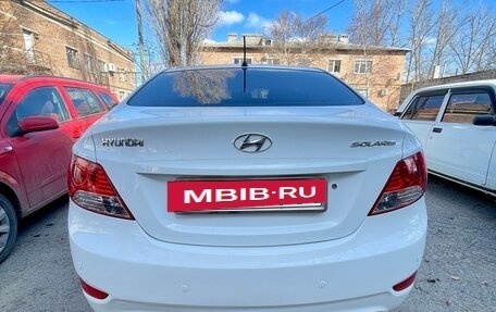 Hyundai Solaris II рестайлинг, 2014 год, 1 100 000 рублей, 3 фотография
