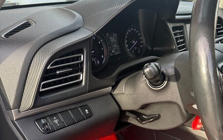 Hyundai Elantra VI рестайлинг, 2019 год, 1 544 000 рублей, 11 фотография