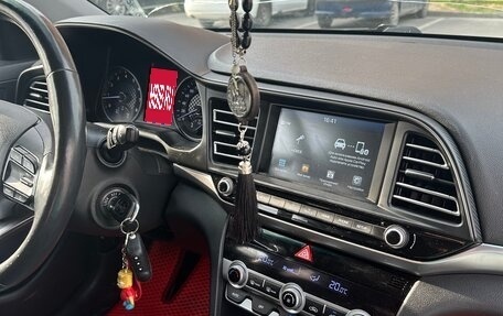 Hyundai Elantra VI рестайлинг, 2019 год, 1 544 000 рублей, 14 фотография