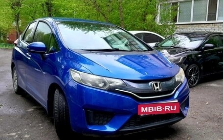 Honda Fit III, 2013 год, 1 000 000 рублей, 2 фотография