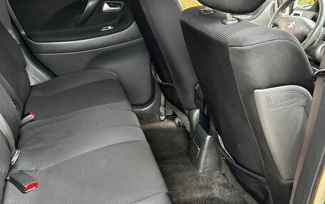 Suzuki Liana, 2004 год, 545 000 рублей, 26 фотография