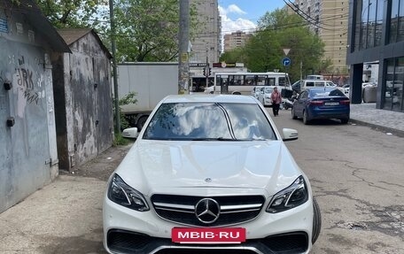 Mercedes-Benz E-Класс, 2010 год, 1 850 000 рублей, 3 фотография