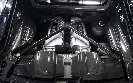Audi R8, 2019 год, 18 200 000 рублей, 6 фотография