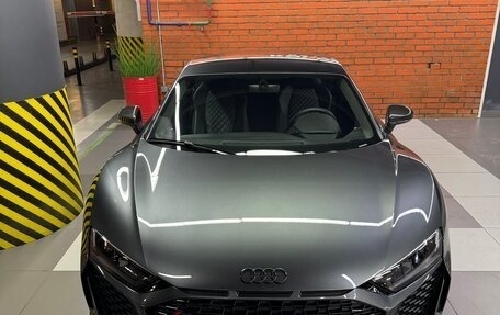 Audi R8, 2019 год, 18 200 000 рублей, 3 фотография